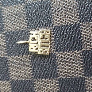 RICHBITCH pendant